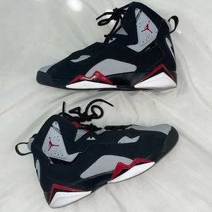 Jordan 7, size 4 youth